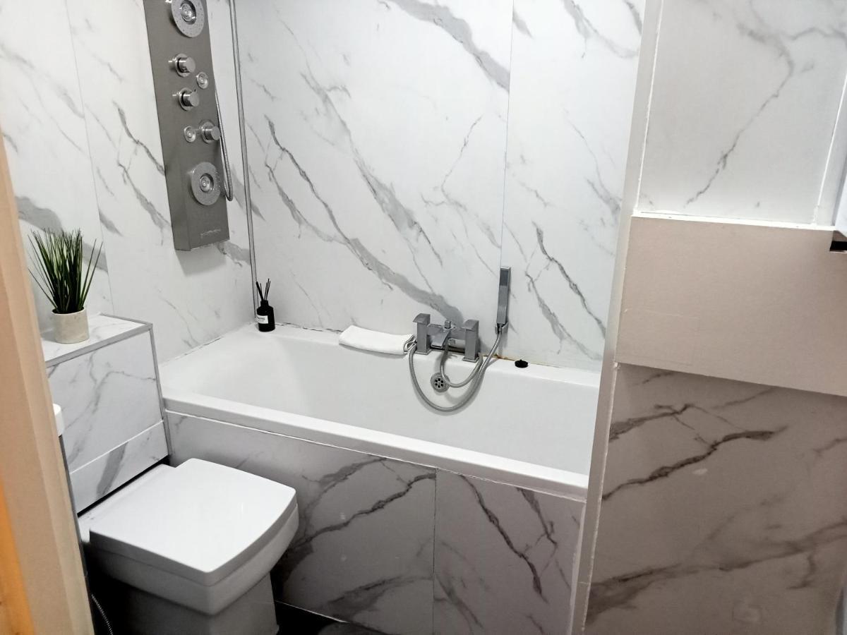 Studio Apartment In London, Bethnal Green 外观 照片
