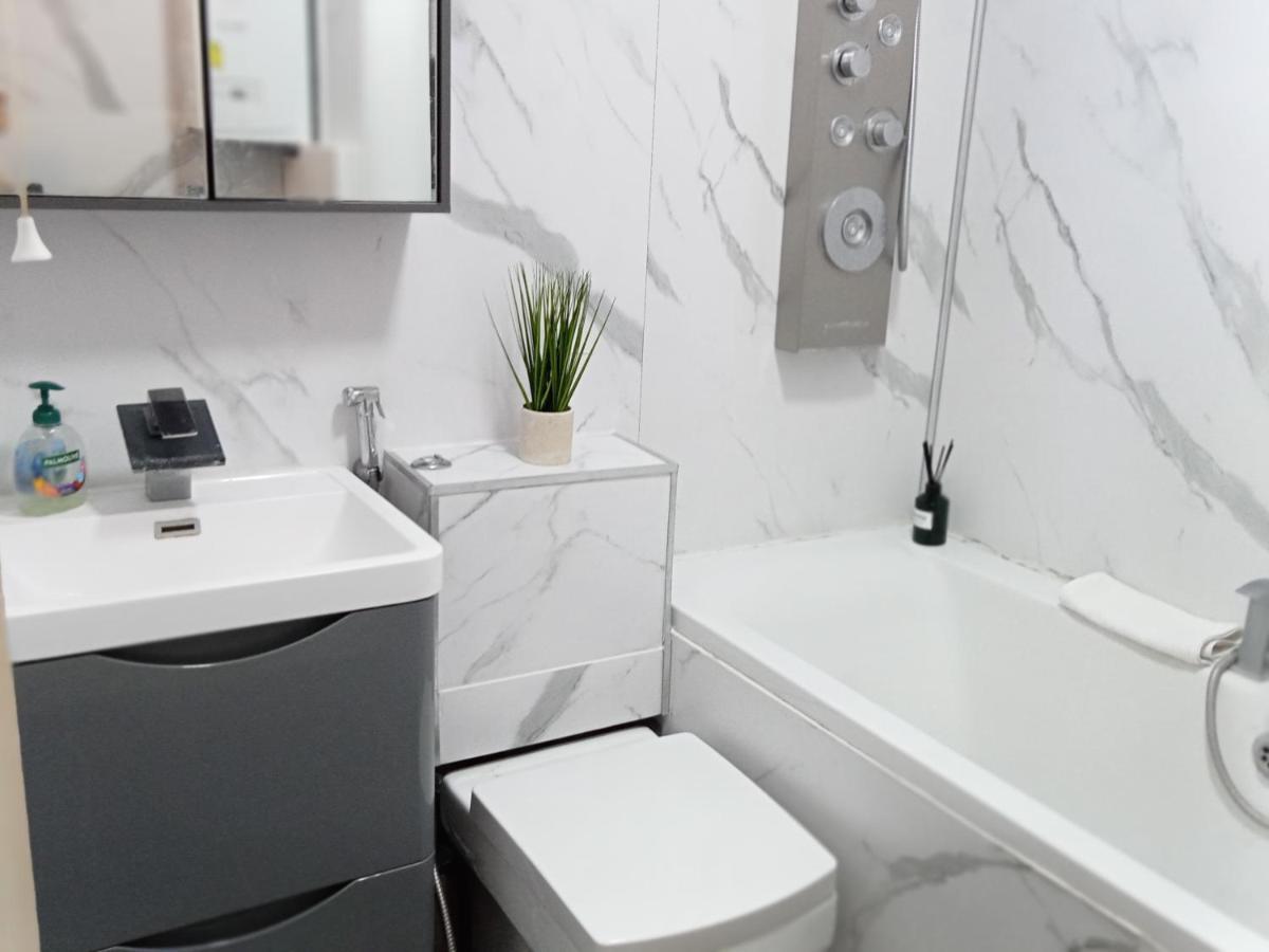 Studio Apartment In London, Bethnal Green 外观 照片