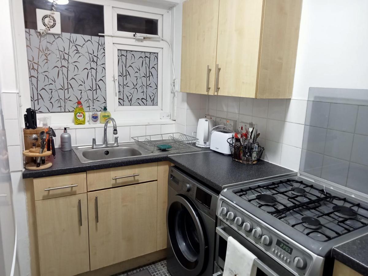 Studio Apartment In London, Bethnal Green 外观 照片