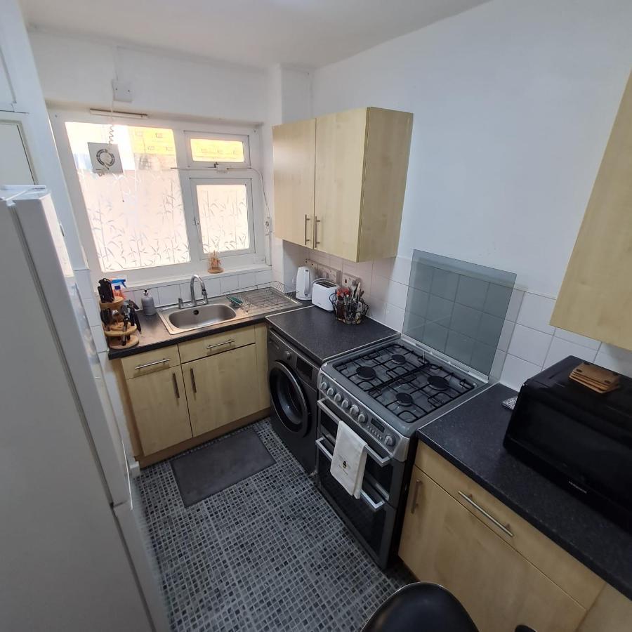 Studio Apartment In London, Bethnal Green 外观 照片