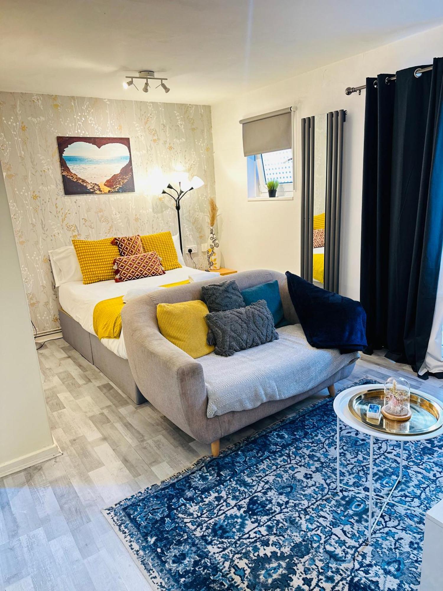 Studio Apartment In London, Bethnal Green 外观 照片